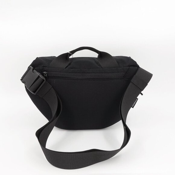 Lululemon Curved Crossbody 3L Black OS - Picture 3 of 16